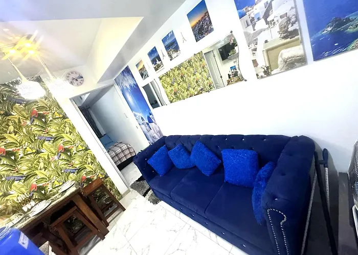 Apple Paris Azure Staycation *